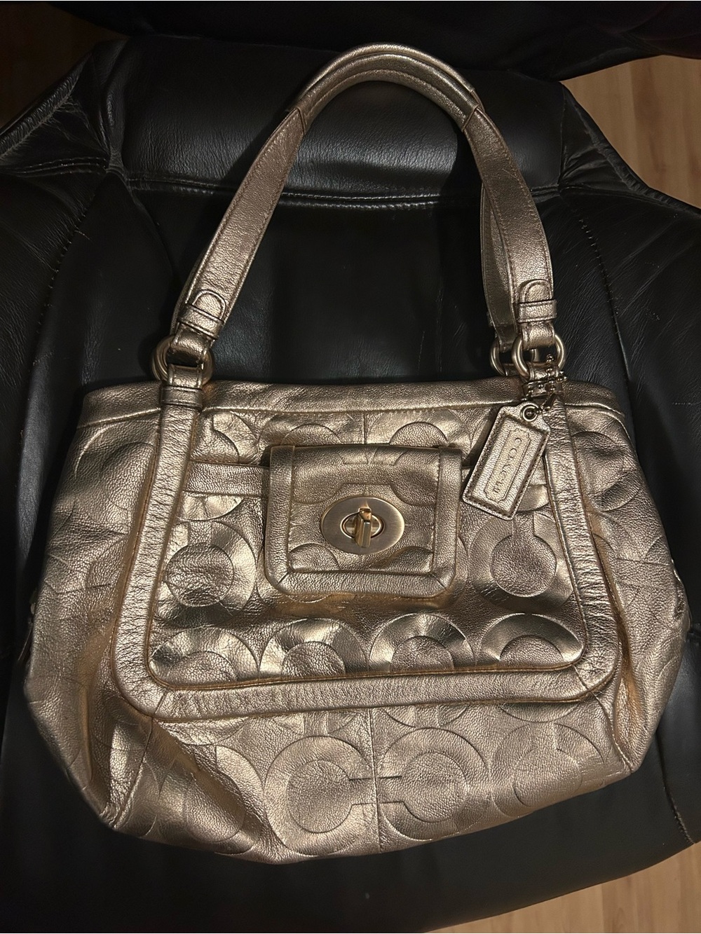 Vintage Rose-Gold COACH Shoulder Bag